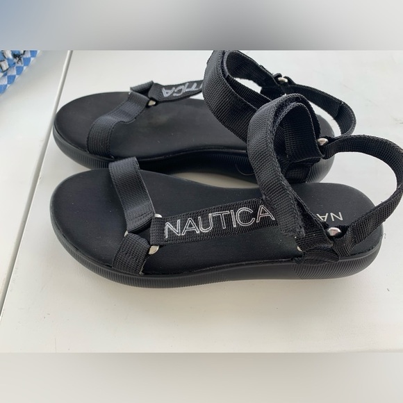 Nautica Women’s Black Sandals - Picture 5 of 11